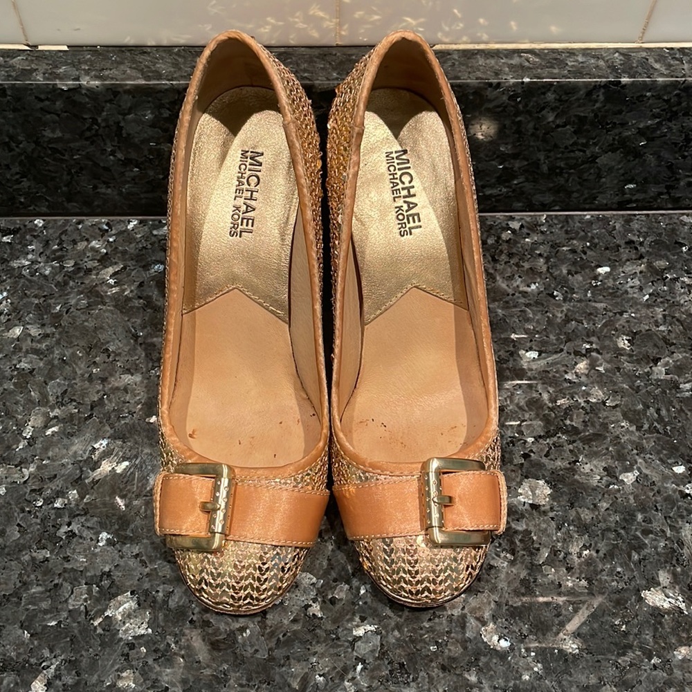 Michael Kors Women’s Sequin Gold Heels.